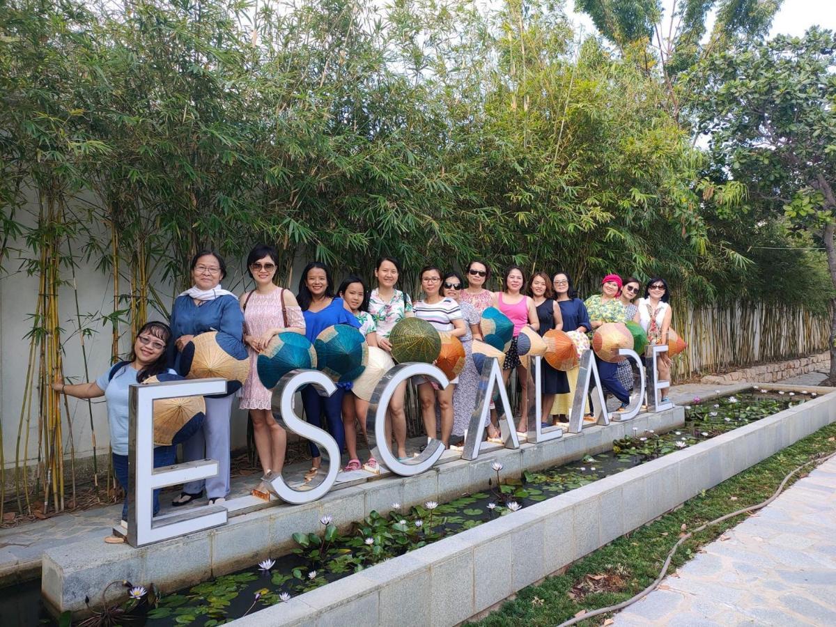 Escalade Experience Hotel Cam Ranh Exterior photo