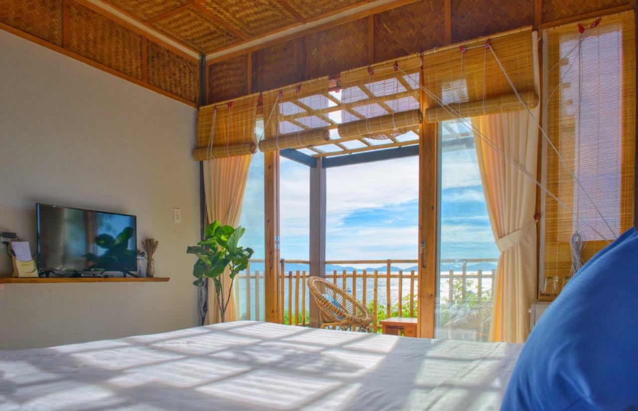 Escalade Experience Hotel Cam Ranh Exterior photo
